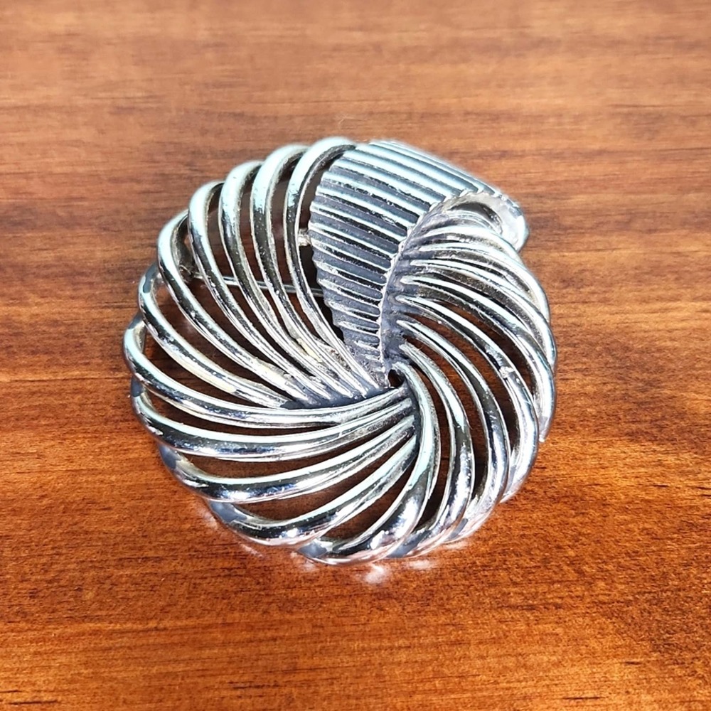 Vintage Marboux 648 Designer Silver Tone Flowing Swirl Brooch